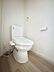 トイレ：トイレは1階と2階それぞれに配置されていてとても便利です。 