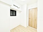 個室としても利用できるサービスルーム