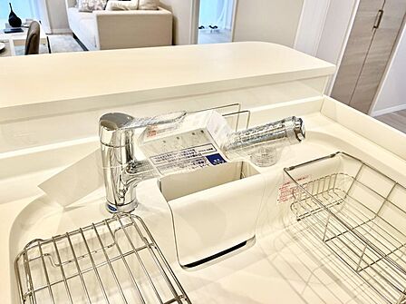 広々としたシンクでお料理やお皿洗いもラクラク快適に!