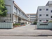 中学校 550m 松戸市立新松戸南中学校