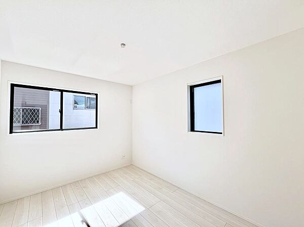 寝室を拡大表示