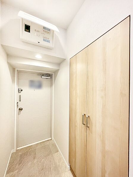 いつも気持ち良くご家族を迎えられる玄関収納付