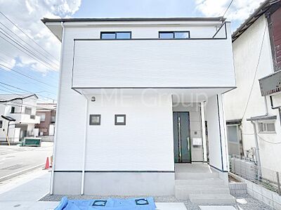 外観:上質感あふれる外観デザイン。魅力の住まいを実現。 外観:上質感あふれる外観デザイン。魅力の住まいを実現。