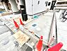 駐車場：生活に欠かせない駐車スペース。