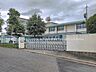 周辺：中学校 950m 松戸市立栗ケ沢中学校