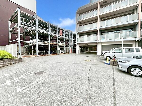 駐車場を拡大表示