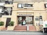 エントランス：落ち着いた雰囲気のエントランス