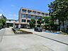 周辺：小学校 580m 鎌ケ谷市立初富小学校