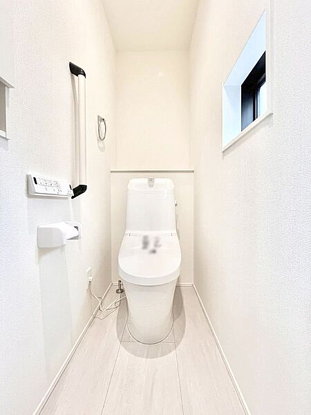 トイレを拡大表示