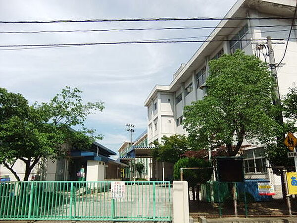 画像20:小学校「広島市立原南小学校まで859ｍ」