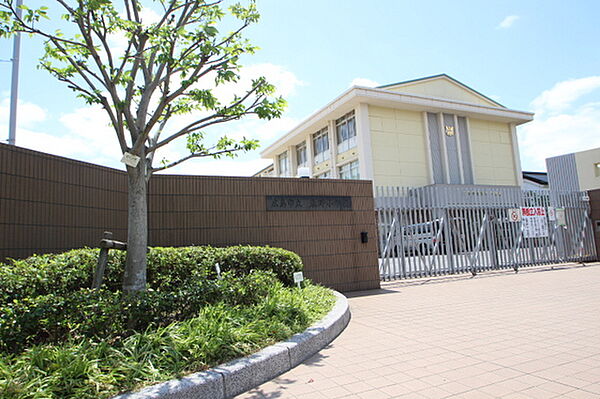 画像22:小学校「広島市立東野小学校まで589ｍ」