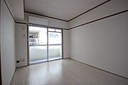 ※別号室の写真です