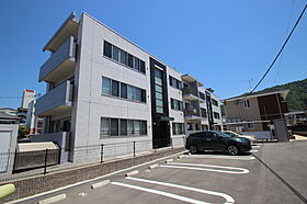 戸坂FLATS  ｜ 広島県広島市東区戸坂千足2丁目（賃貸マンション1LDK・2階・41.54㎡） その1