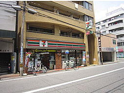 コンビニ「デイリーヤマザキ広島十日市店まで117ｍ」
