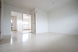 山崎ビル 4階2LDKのリビング/ダイニング