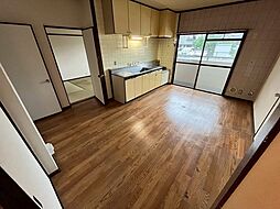 ハイネス西村 1階3DKのリビング/ダイニング