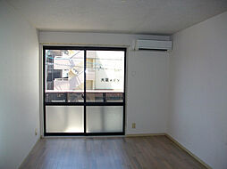 ジェネス大芝 2階1Kのリビング/ダイニング