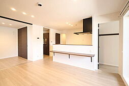 Ｏｌｉｖｅｃｏｕｒｔ 3階2LDKのリビング/ダイニング