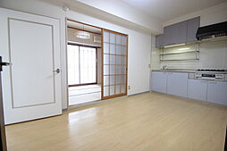 パール西広島 402 4階3DKのリビング/ダイニング