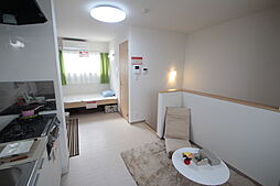 ポルトボヌール弐番館 2階ワンルームのリビング/ダイニング