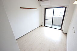 サンパレス横川 5階1Kのリビング/ダイニング