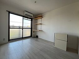 ラ・メールコバタ 3階ワンルームのリビング/ダイニング