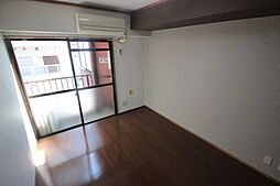 スクエアハウス 2階ワンルームのリビング/ダイニング