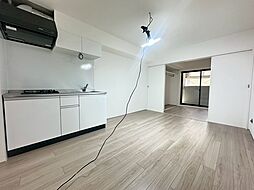 YELLSTAGE長束EAST 3階1LDKのリビング/ダイニング