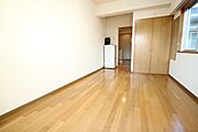 中部屋の為窓無し