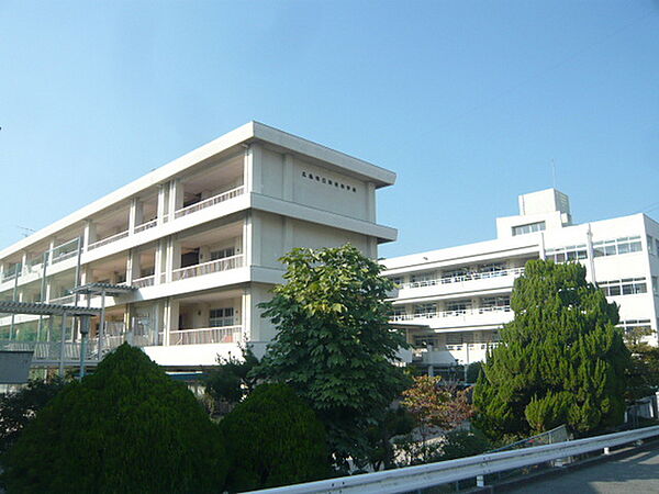 画像19:病院「広島医療生活協同組合広島共立病院まで777ｍ」