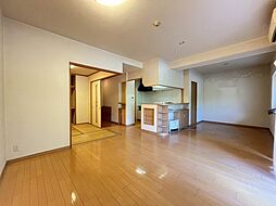 フローレンス牛田新町グランドアーク 2階2SLDKのリビング/ダイニング