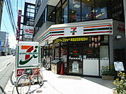 コンビニ「セブンイレブン広島楽々園店まで351ｍ」