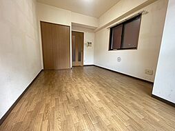 エスパシオ十日市 4階1Kのリビング/ダイニング