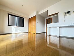 家納喜本川館 8階ワンルームのリビング/ダイニング