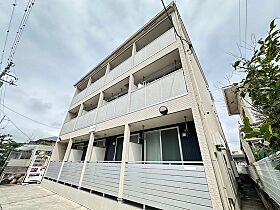 広島県広島市中区江波西2丁目（賃貸アパート1K・3階・25.00㎡） その1