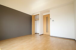 プラージュ村本 5階1Kのリビング/ダイニング