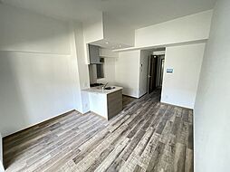 Der Glanz. Y2比治山 5階ワンルームのリビング/ダイニング