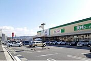 スーパー「業務スーパーエブリイ呉海岸店まで1597ｍ」