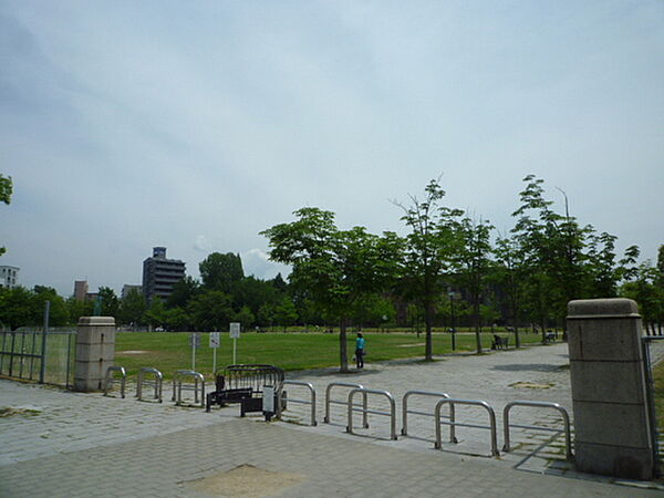画像11:公園「東千田公園まで663ｍ」