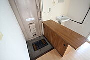 ※掲載写真は同マンション別部屋参考写真となります。
