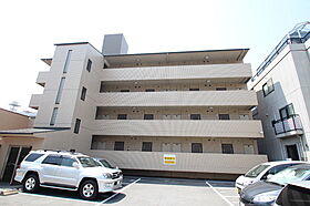 ソフィエール矢賀新町  ｜ 広島県広島市東区矢賀新町1丁目（賃貸マンション1K・3階・30.00㎡） その1