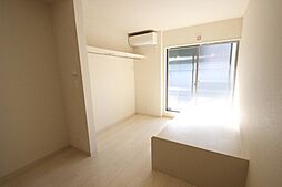 モーリスI 1階ワンルームのリビング/ダイニング