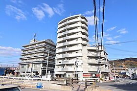 アンルミエール  ｜ 広島県広島市安芸区矢野西5丁目（賃貸マンション1LDK・4階・38.48㎡） その1