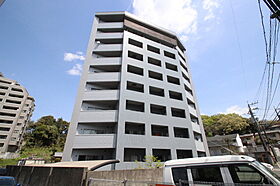 T-1FLAT  ｜ 広島県広島市東区牛田新町1丁目（賃貸マンション1K・8階・32.30㎡） その1