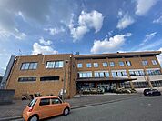 役所「呉市役所昭和市民センターまで2035ｍ」