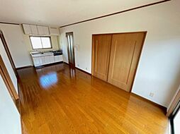 グランドハイツ井出口 1階2LDKのリビング/ダイニング