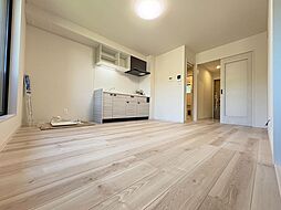 中野APARTMENTS 1階2LDKのリビング/ダイニング