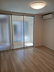 サニーガーデンＹ 1階ワンルームのリビング/ダイニング