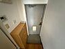 玄関：※別部屋の写真です