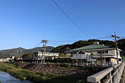 小学校「広島市立瀬野小学校まで976ｍ」